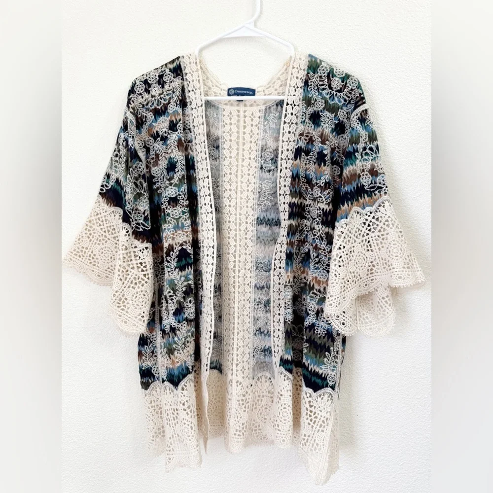 Democracy Boho Embroidered Crochet Lace Open Cardigan Poncho Women’s Size Small